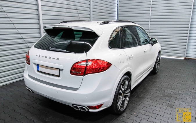 Porsche Cayenne cena 117777 przebieg: 111000, rok produkcji 2012 z Jedlicze małe 781